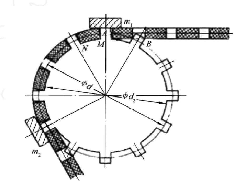 Transmission betwee rapier tape and rapier sprocket wheel